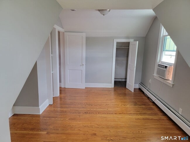 Building Photo - 405 Wolcott Rd