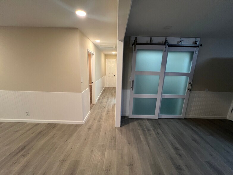 Building Photo - 7517 Bayard Park Dr