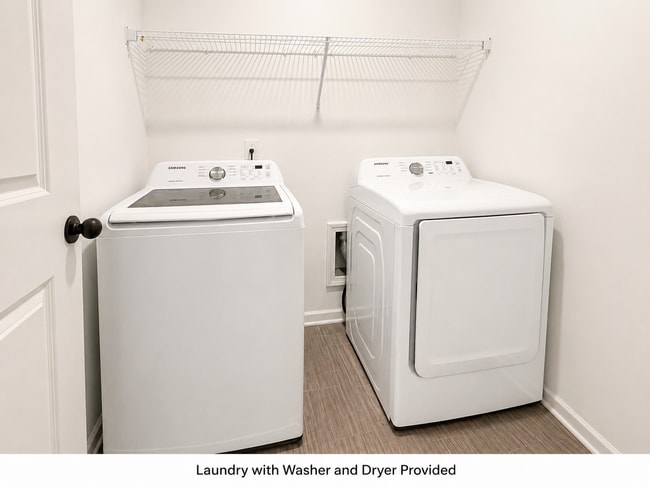 Building Photo - End Unit Townhome in Brookview Subdivsion in North Forsyth