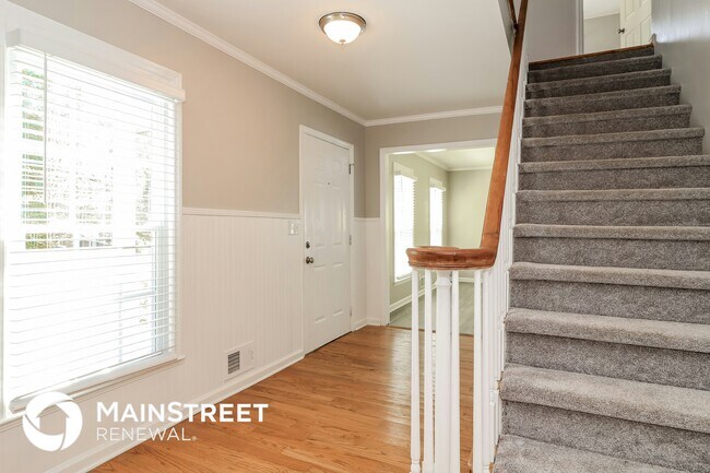 Building Photo - 1666 Greenbrook Dr