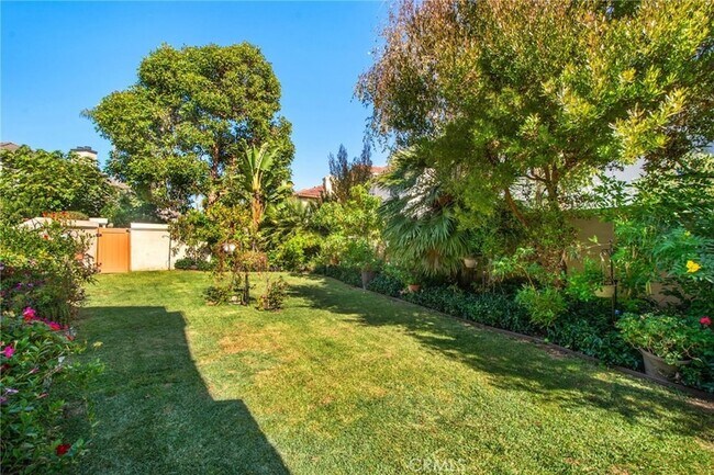 Building Photo - 36 Cameray Heights