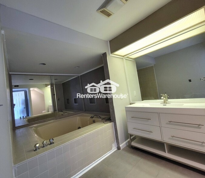 Building Photo - 269 Clearview Ct