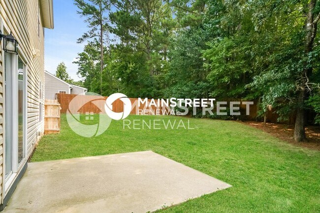 Building Photo - 4 Bedroom Pet-Friendly Home in Raleigh, NC with Main Street Renewal