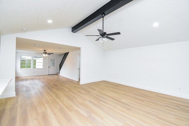 Building Photo - 1815 Mustang Springs Dr