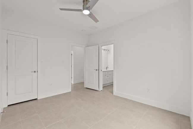 Building Photo - 510 2nd St