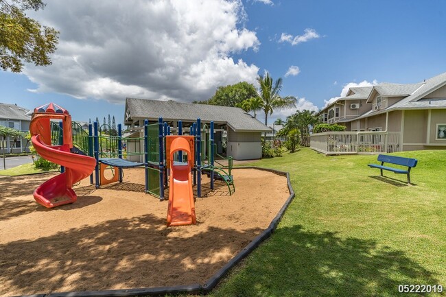 Building Photo - 2 Bd 1 bath 2 Pkg - Mililani Mauka - 95-10...