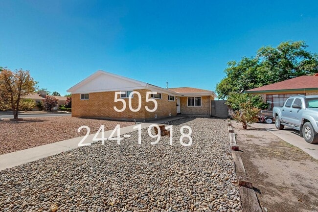 Building Photo - 1601 Georgia St NE