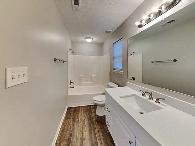 Building Photo - 7716 Pence Pond Ln