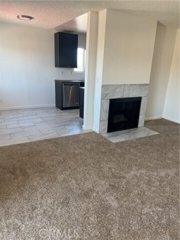 Building Photo - 454 E Ave Q3