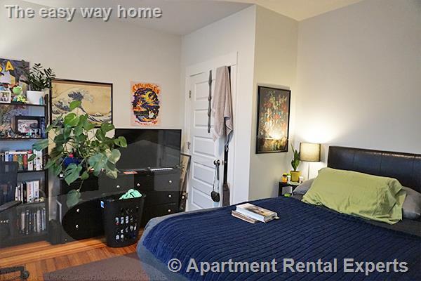 Building Photo - 17 Ashland St