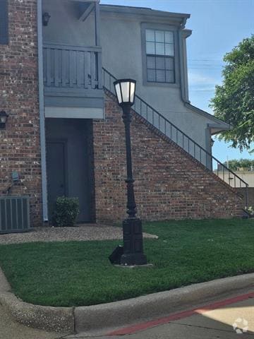 Building Photo - 3101 Townbluff Dr