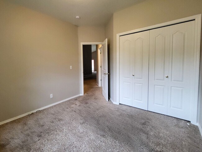 Building Photo - 2345 Mule Deer Ct NW