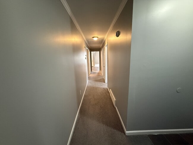 Building Photo - 6843 Wrigley Dr