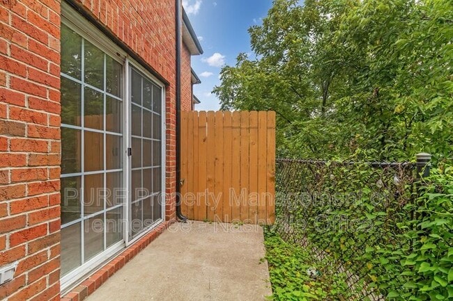 Building Photo - 124 Stewarts Landing Cir