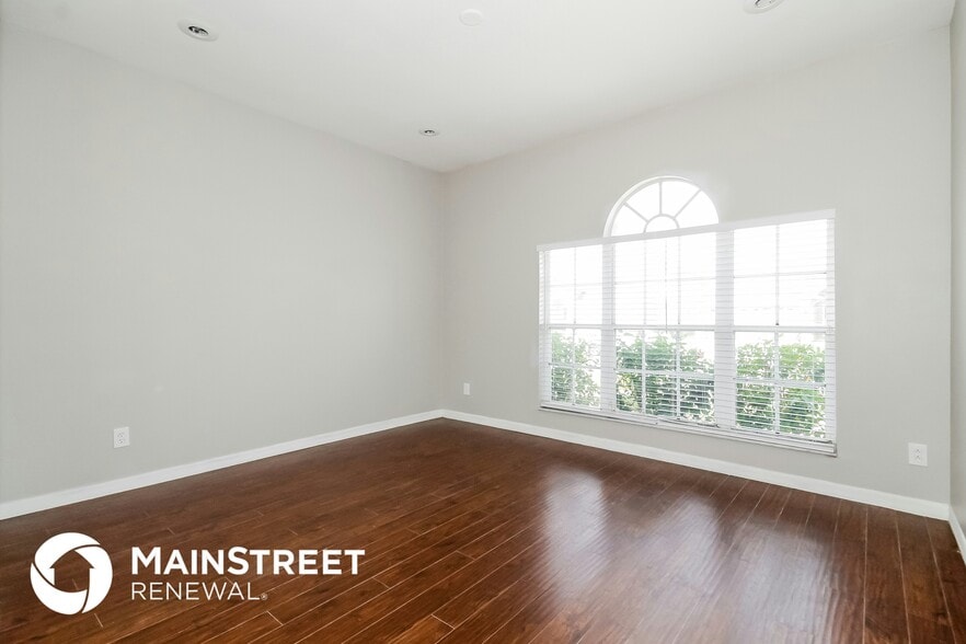 Building Photo - 1822 Loch Haven Ct