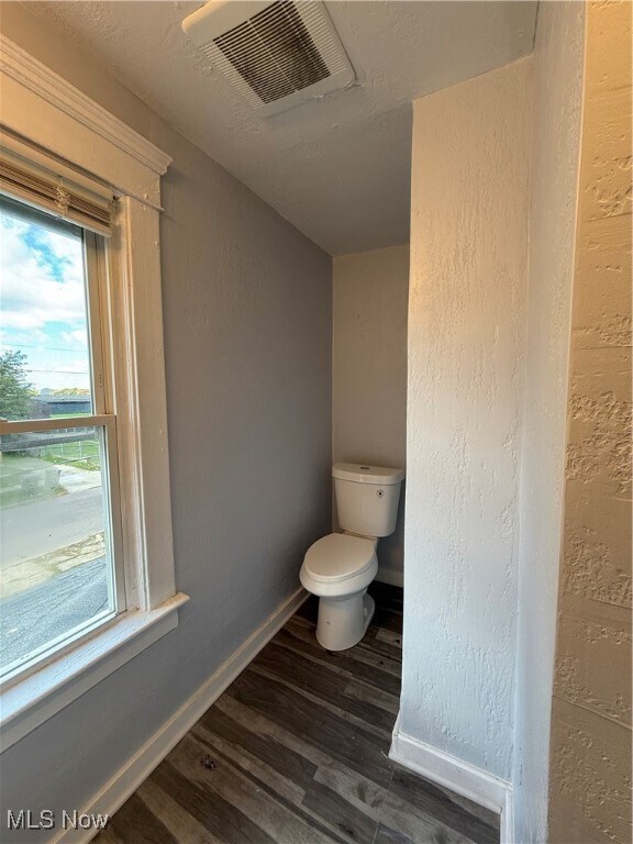 Building Photo - 1305 Curtis St