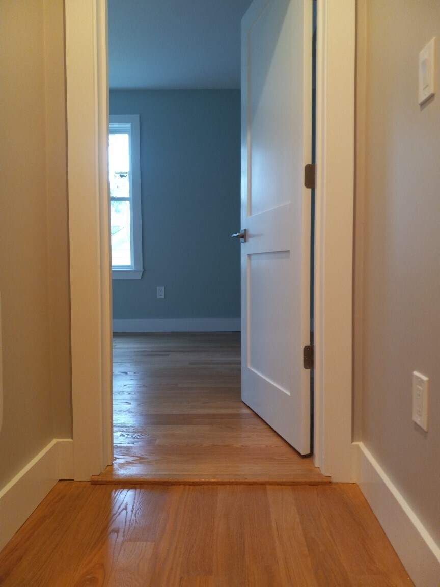 Building Photo - 293 Rindge Ave