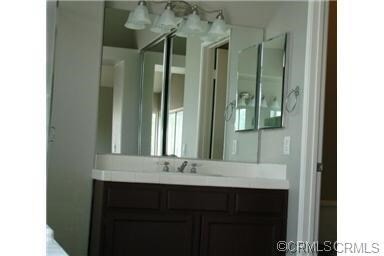 Building Photo - 14027 Oxford St