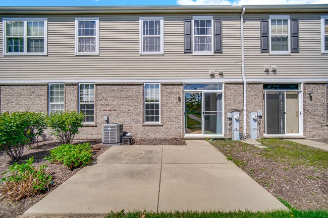 Building Photo - 5005 Corning Ct