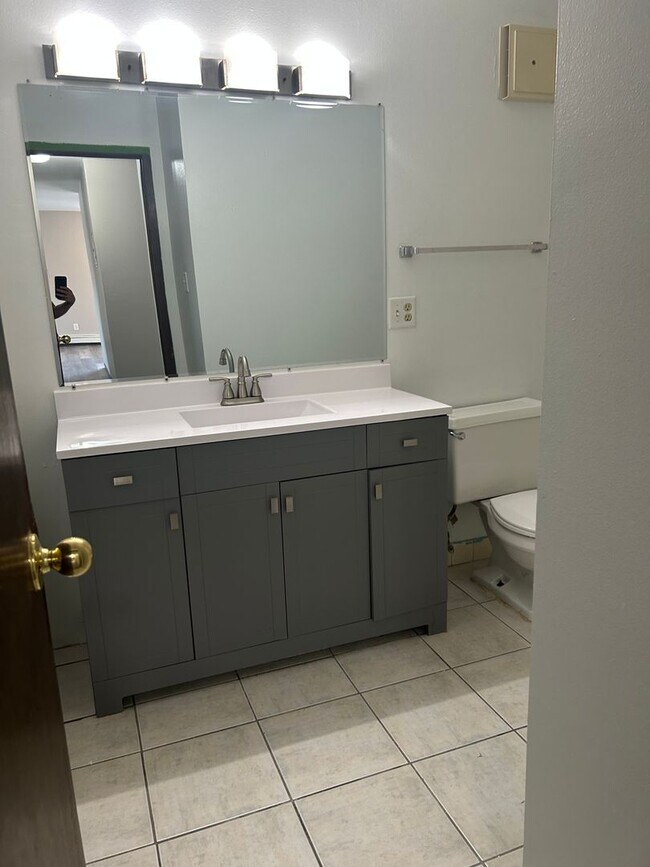 Building Photo - 4008 89th St