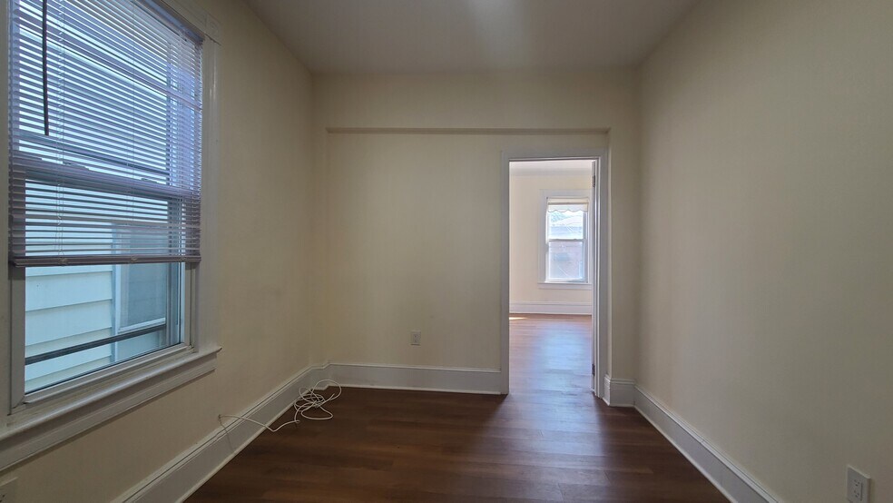 Building Photo - 135 72nd St