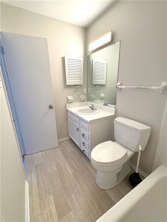 Building Photo - 5900 Grelot Rd