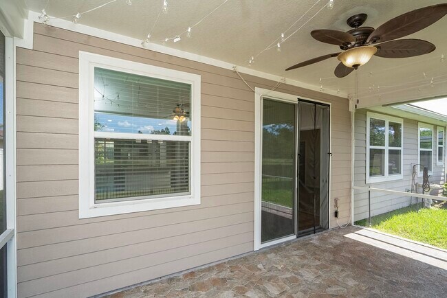 Building Photo - 494 Aventurine Ave