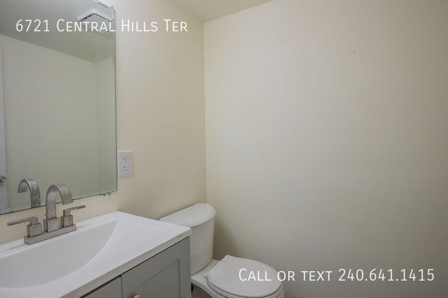 Building Photo - 6721 Central Hills Terrace