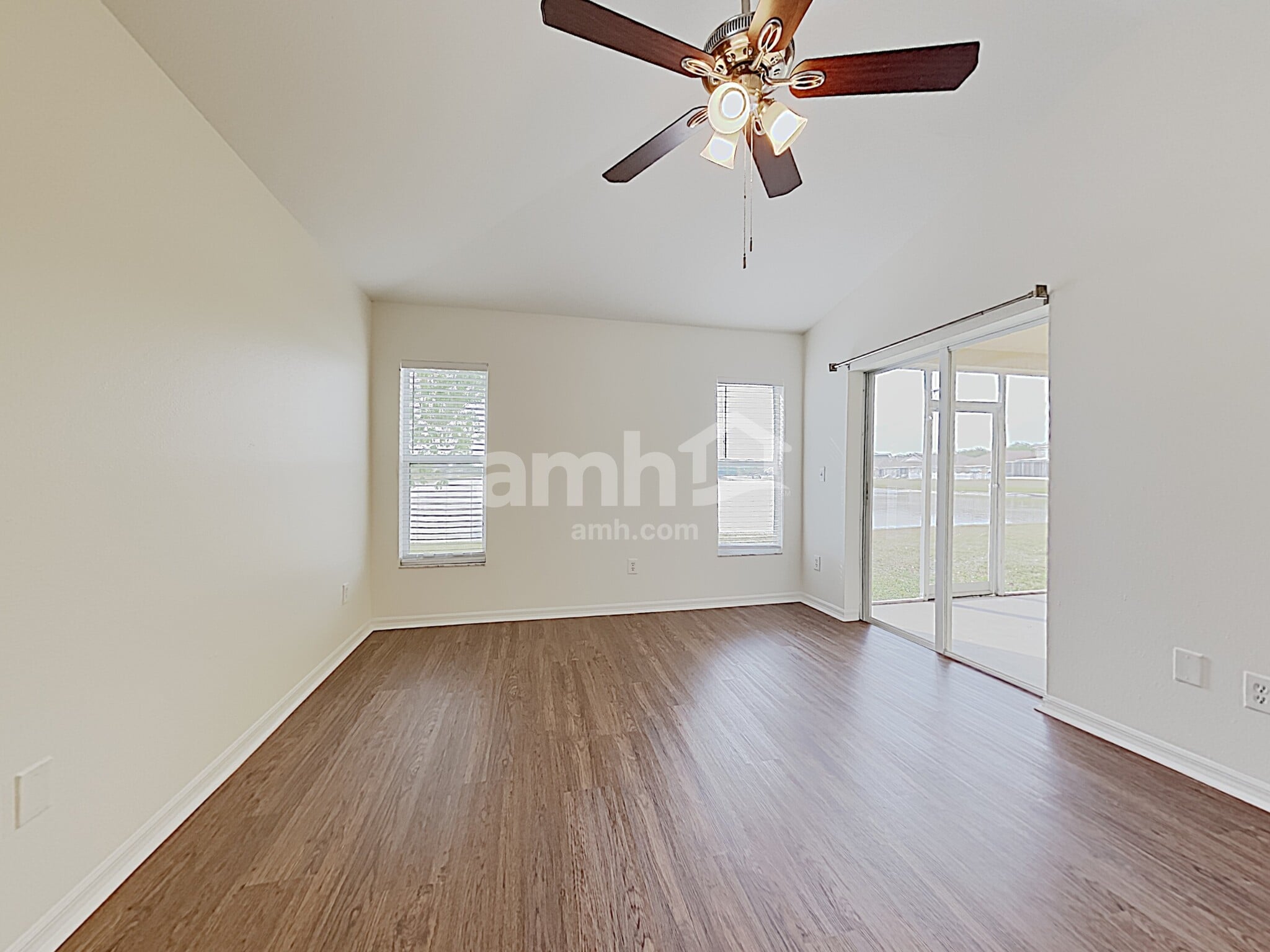 Building Photo - 8326 Canterbury Lake Blvd