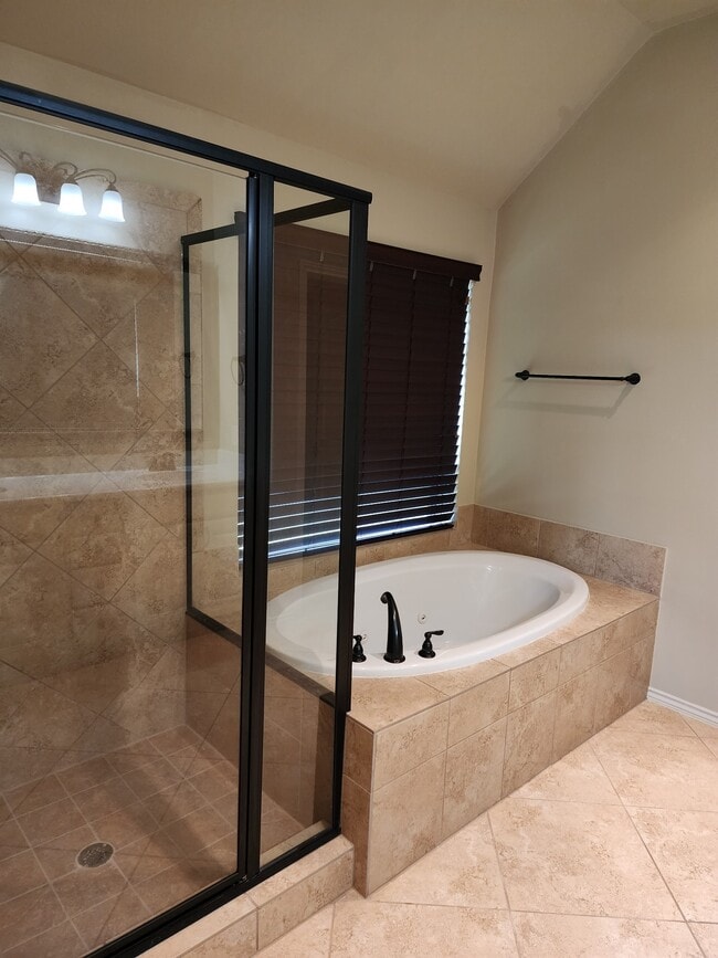 Building Photo - 16331 Gentle Slope Ln