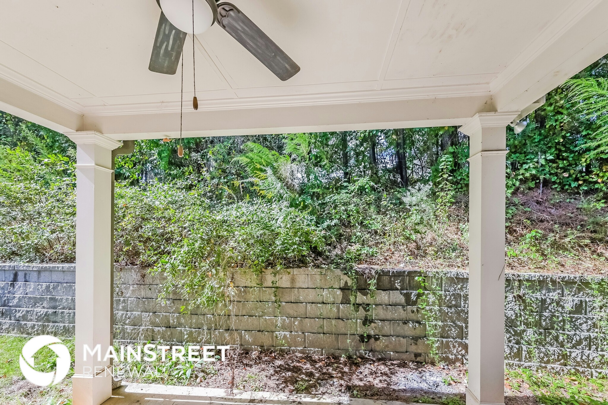 Building Photo - 747 Overlook Gln Dr