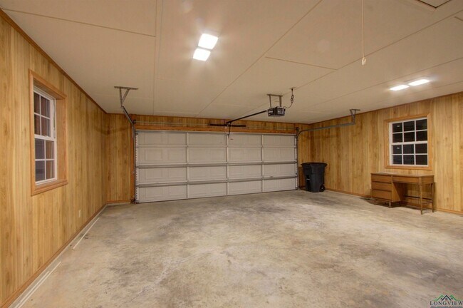 Building Photo - 720 Tennessee Acres Dr