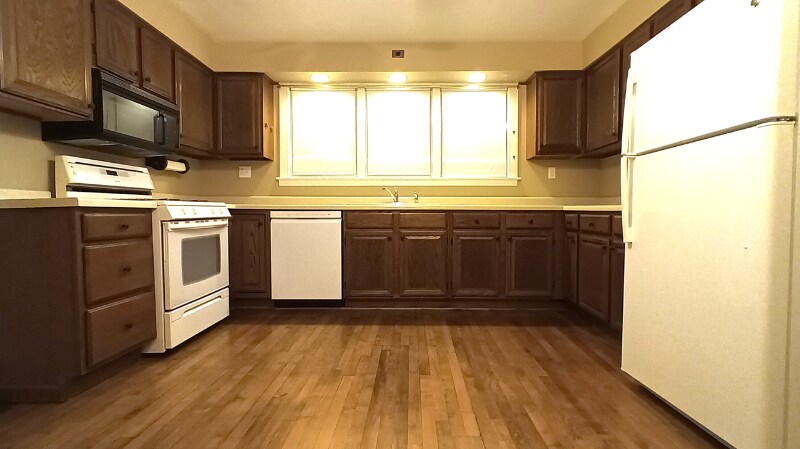 Building Photo - 1224 Dean St