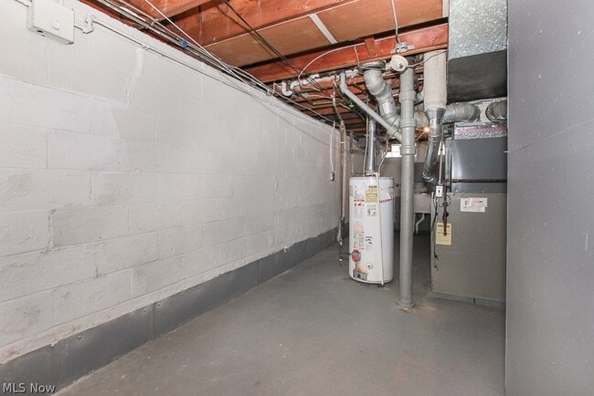 Building Photo - 15305 Rockside Rd