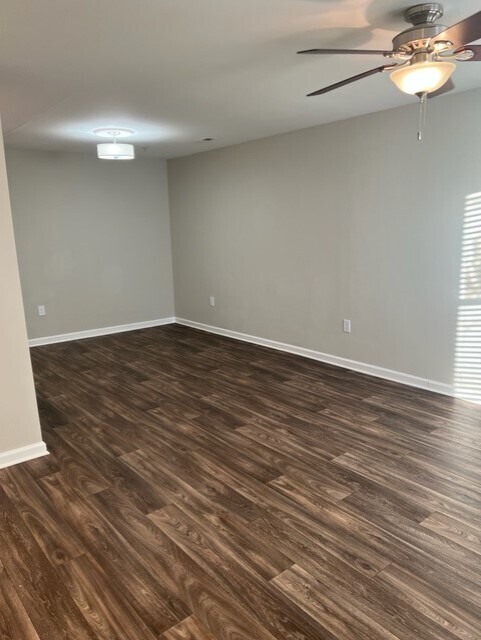 Building Photo - 25 Hamiltons Harbor Dr