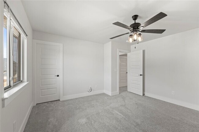 Building Photo - 1110 Montieri Dr