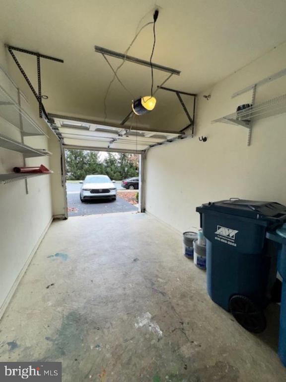 Building Photo - 28 Madison Way