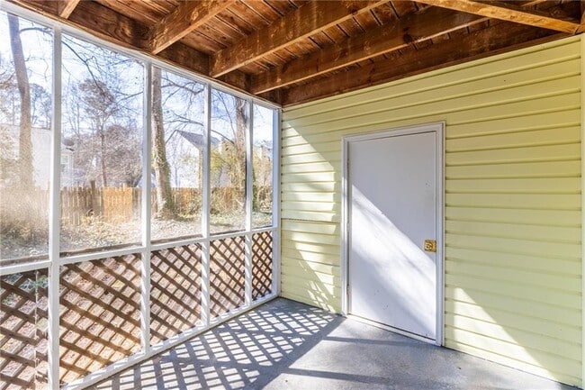 Building Photo - 295 E Burns Ct SW