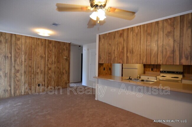 Building Photo - 2311 Walden Dr
