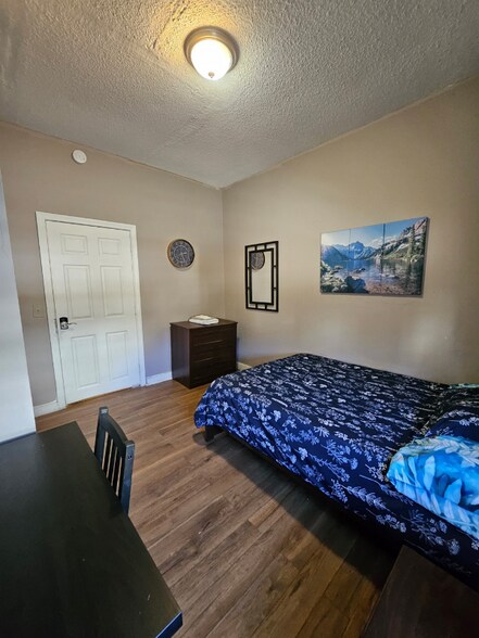 Building Photo - 62 Doyle Ave