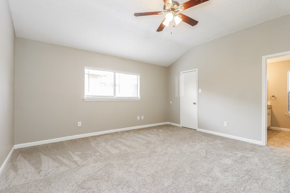 Building Photo - 4213 Claremont Dr