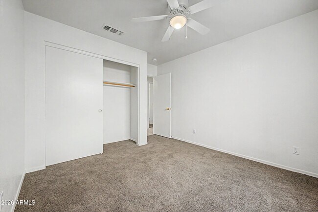 Building Photo - 851 W Palo Verde St