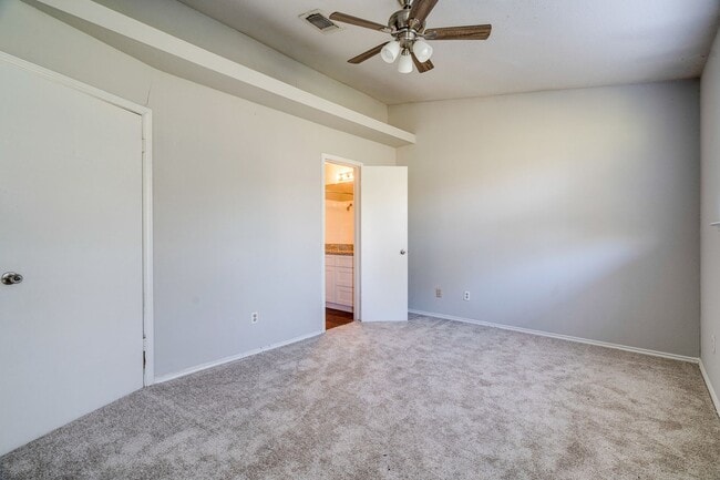 Building Photo - 1830 River Crossing Cir