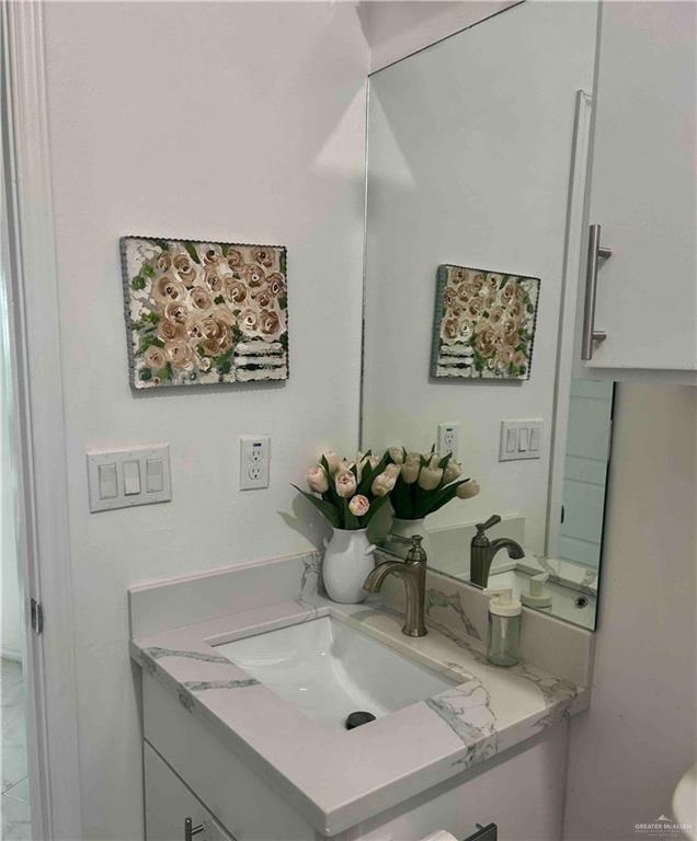 Building Photo - 21 S 42nd St