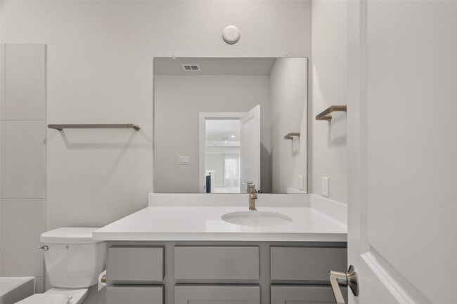 Building Photo - 4906 Tanyard Manor Dr