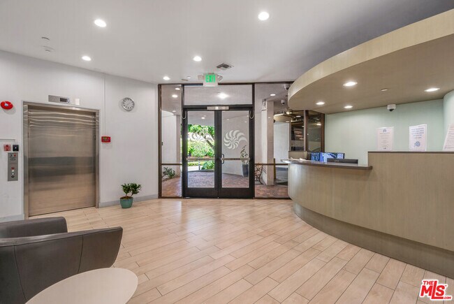 Building Photo - 2920 Neilson Wy