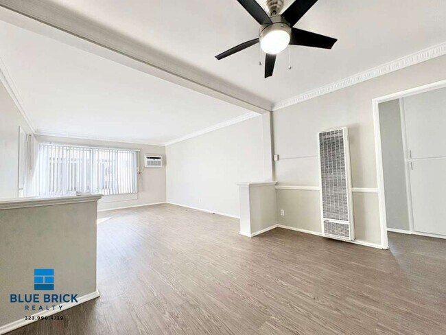 Building Photo - 5315 Whitsett Ave