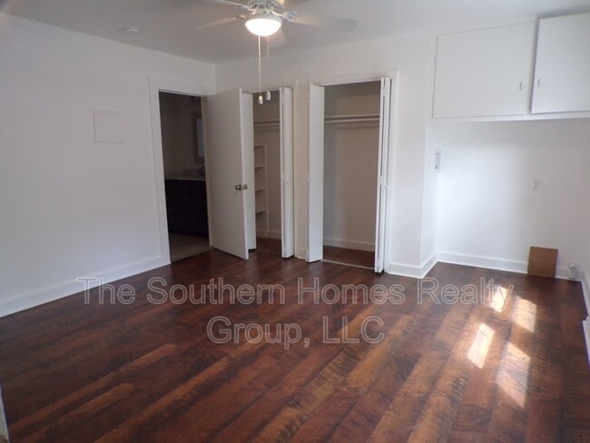 Building Photo - 103 McMinn Ave