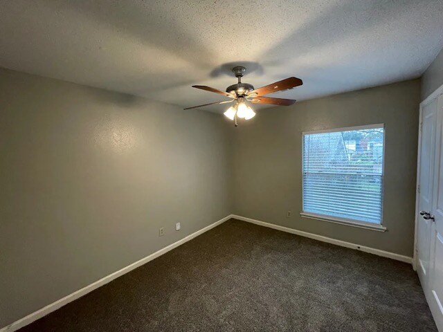 Building Photo - 7715 Spruce Haven Dr