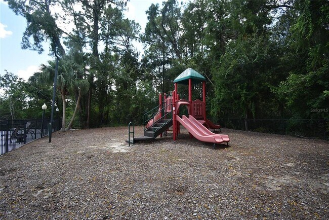 Building Photo - 5160 Conroy Rd
